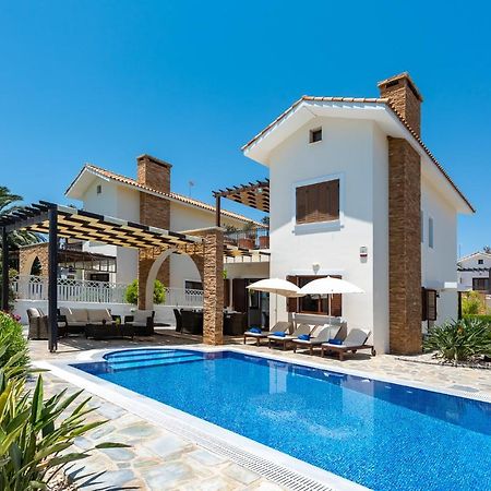Sea Front Costa Blu By Ezoria Villas Agia Napa Exterior foto