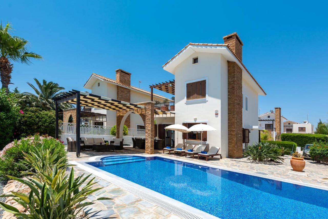 Sea Front Costa Blu By Ezoria Villas Agia Napa Exterior foto
