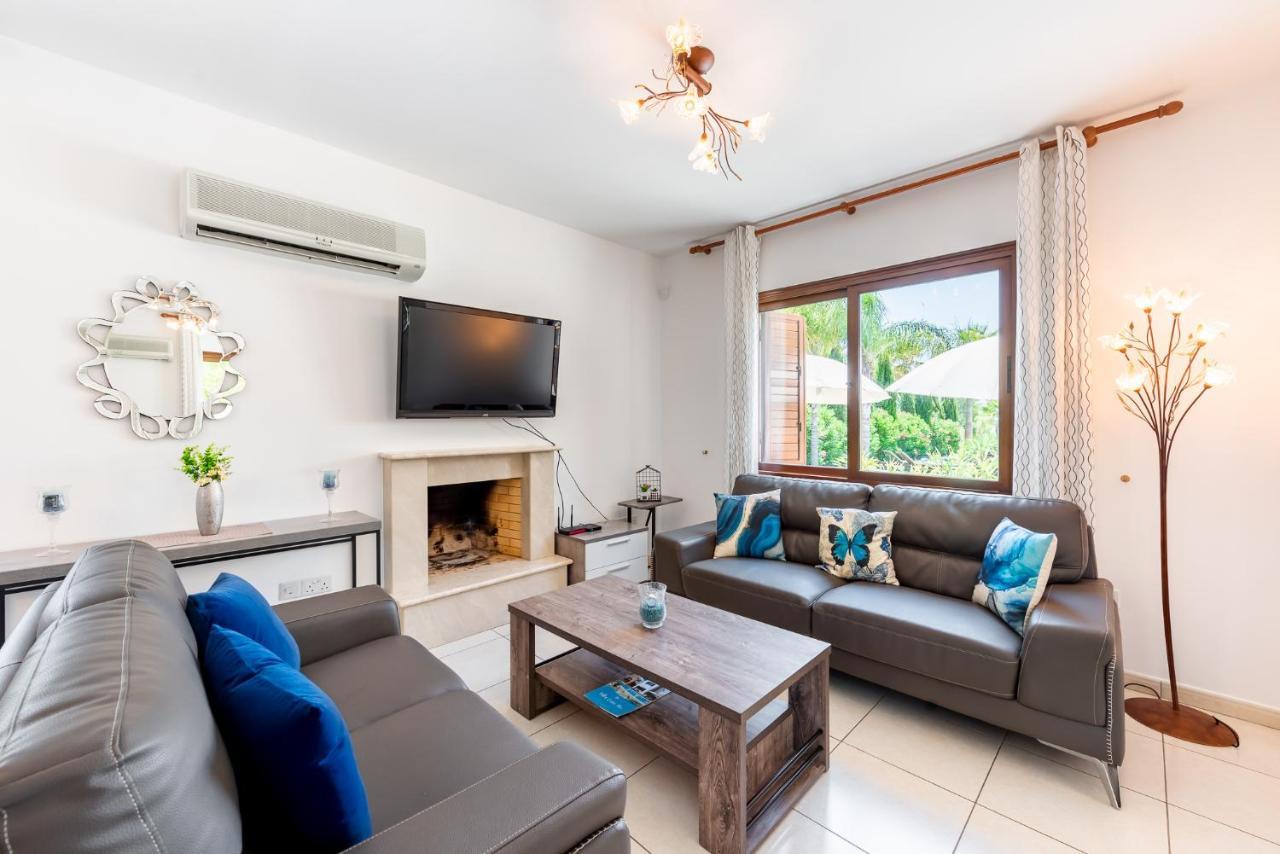 Sea Front Costa Blu By Ezoria Villas Agia Napa Exterior foto